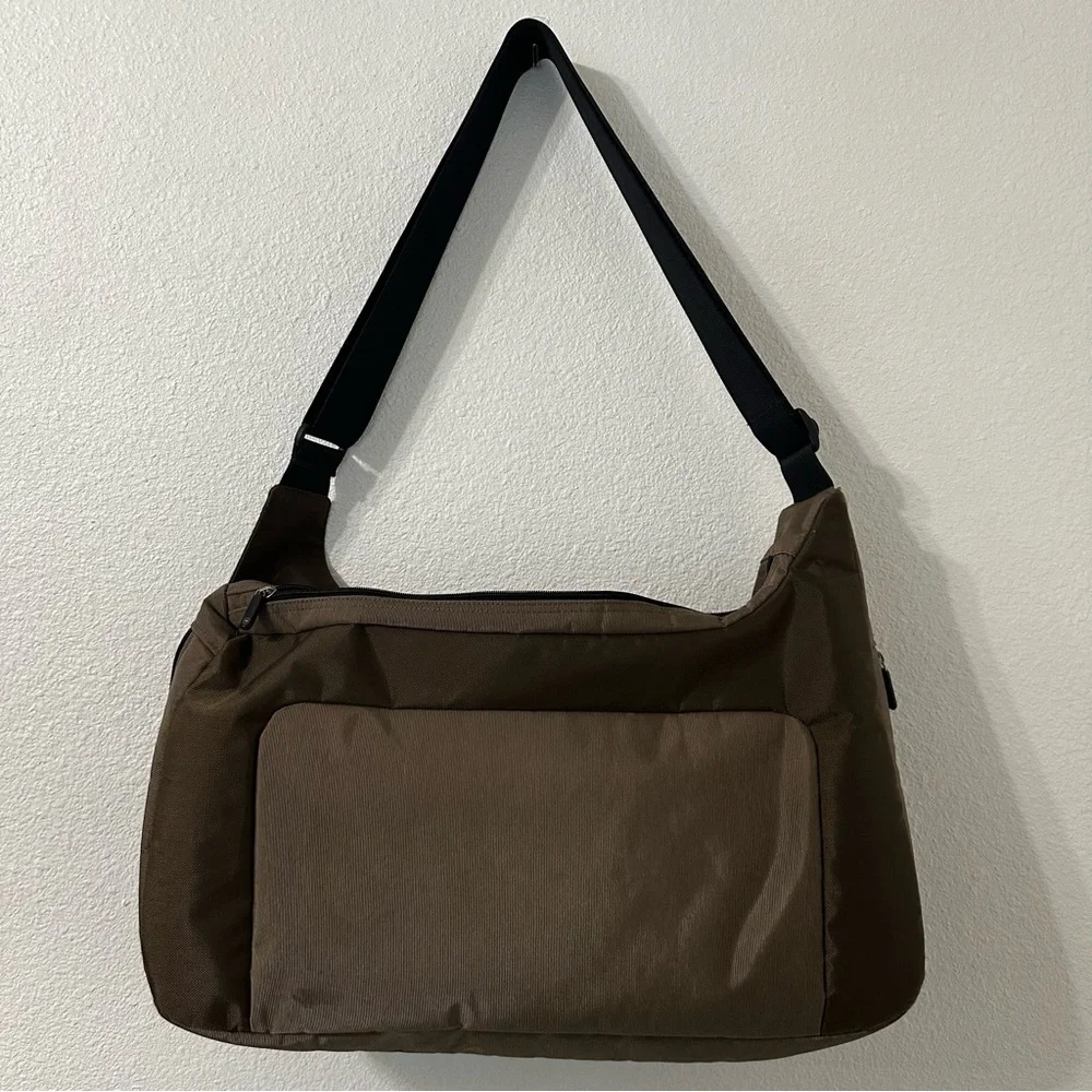 Victorinox Messenger Bag Mens‎ Brown Nylon Adjustable Strap Travel Work